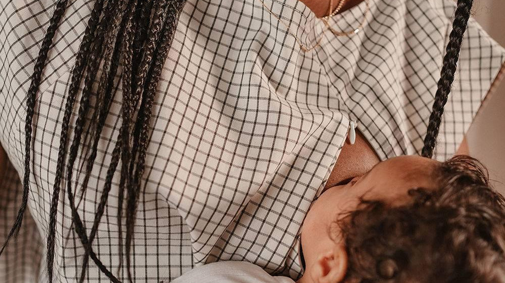 Lien mère-bébé et allaitement : mythe ou réalité ?